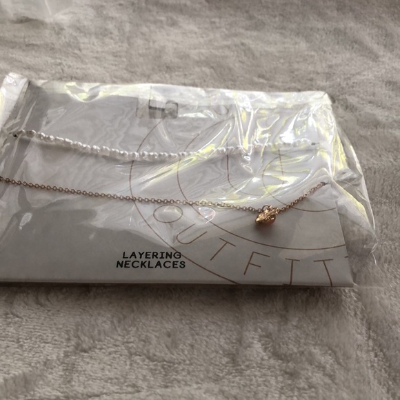 Urban outfitters faux fwp flower layering necklaces - Picture 7 of 8